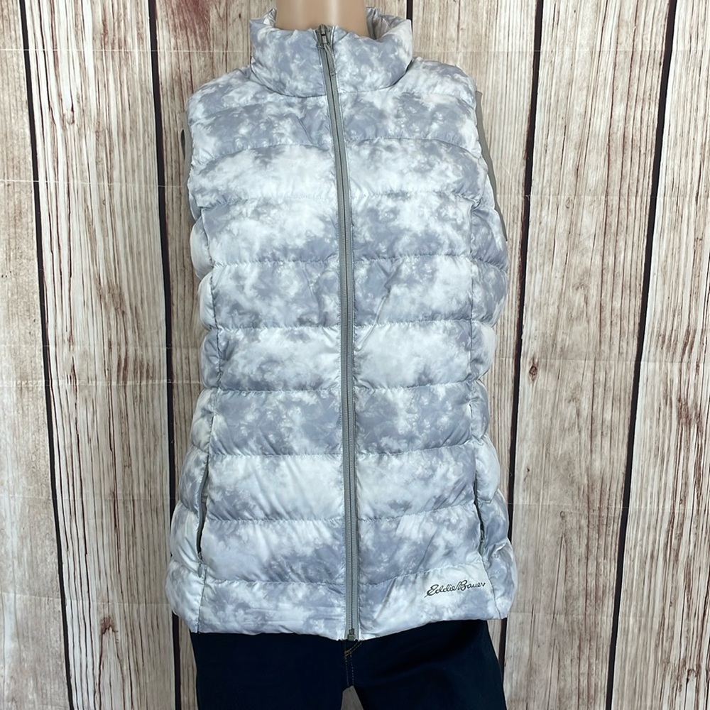Eddie Bauer EB650 Gray and White Multi Tone Zip Up Quilted Down Vest